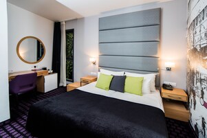 Kamar Standar | Minibar, brankas, dan Wi-Fi gratis