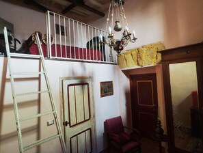 Matelas mémoire de forme, minibar, coffres-forts dans les chambres