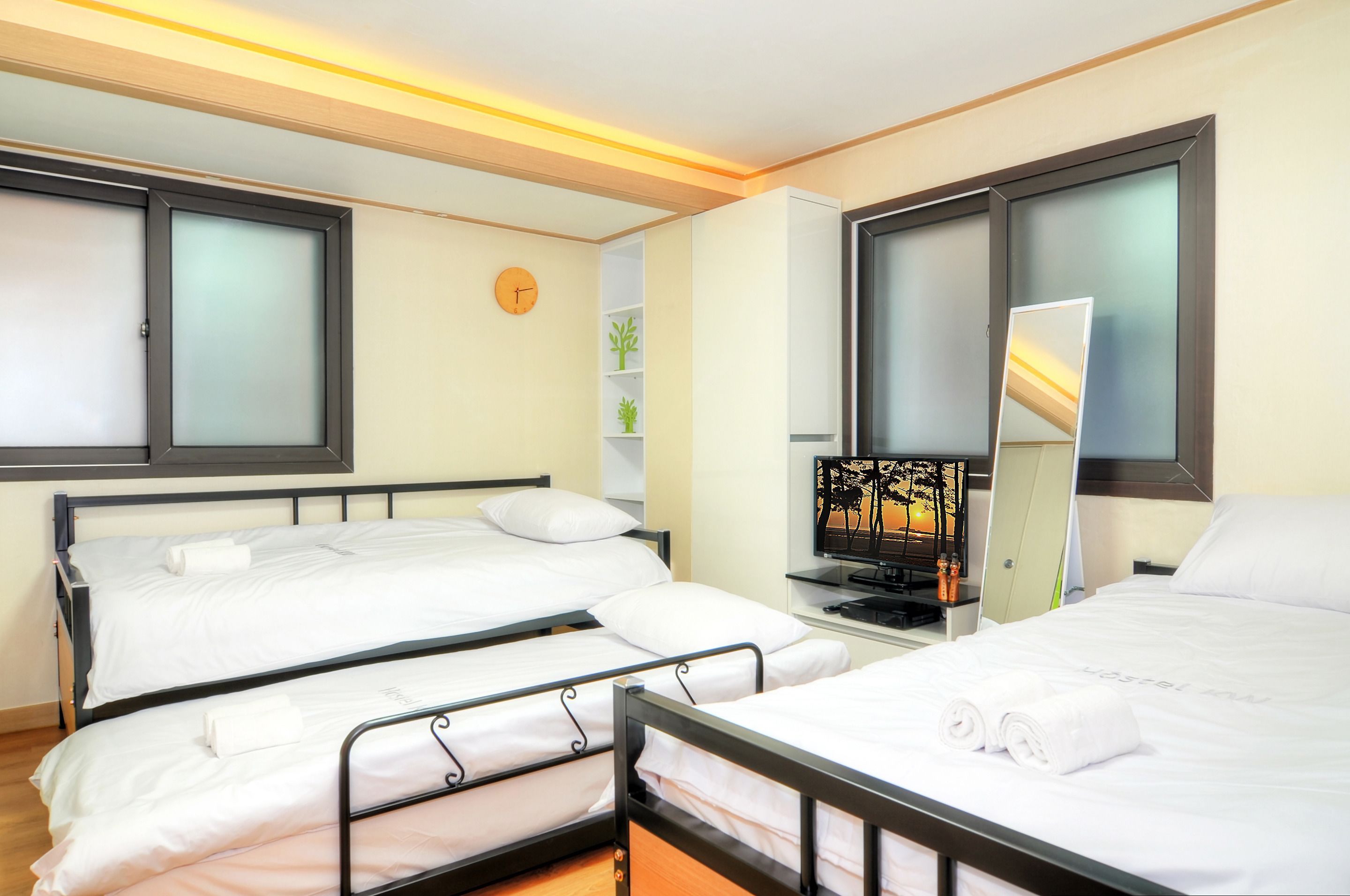 Triple Room | Soundproofing, free WiFi