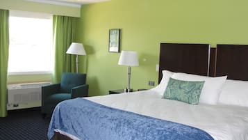 Choose from the Julia Roberts, Audrey Hepburn, John Wayne or the Tom Cruise room