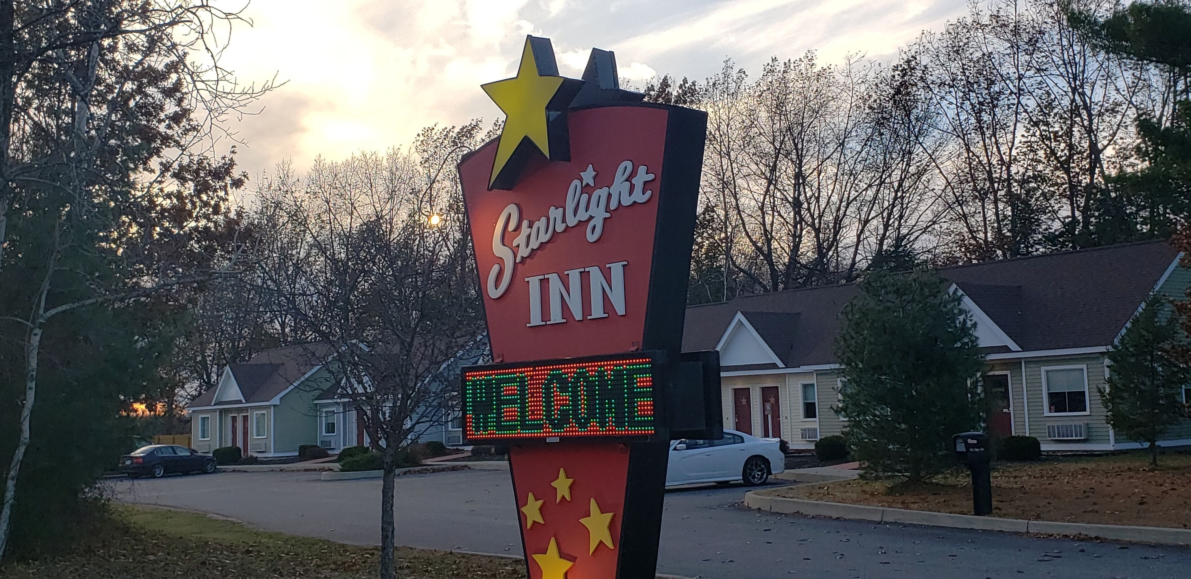 Photo - Starlight Inn