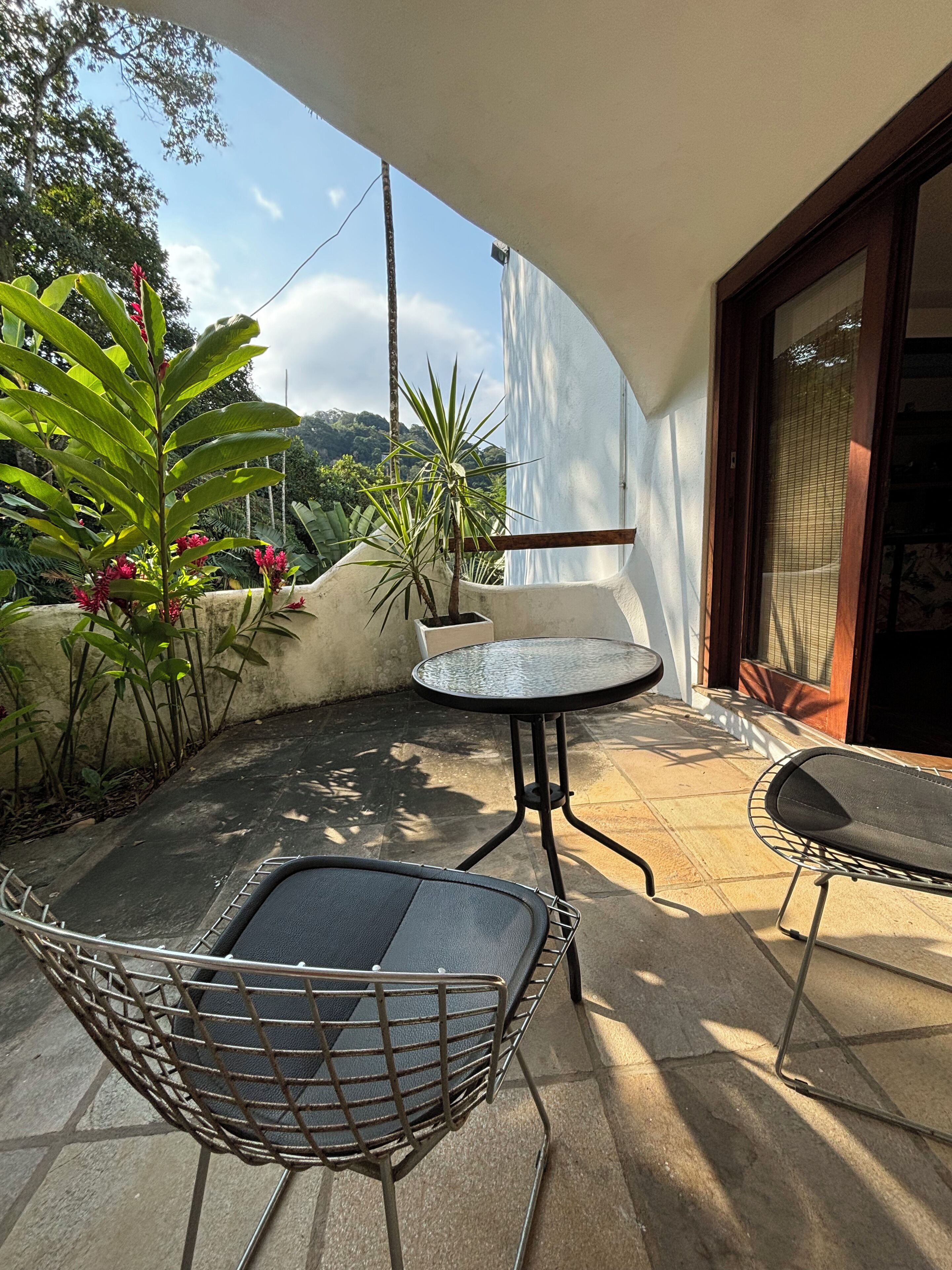 presidential double room, bathtub, garden view rosa | view from room