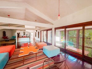 32-inch LCD TV with cable channels, TV - Les Jardins de Rio Boutique Hotel (Rio de Janeiro)