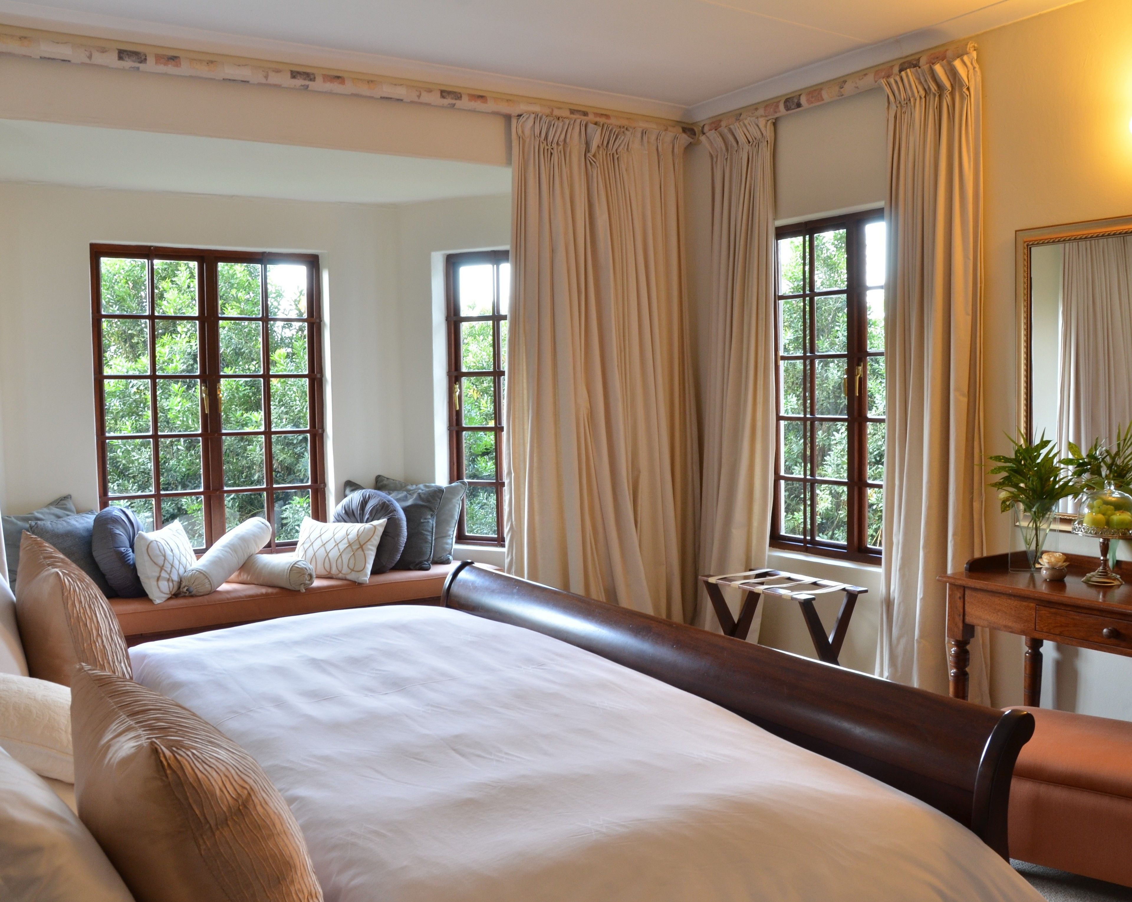 Executive Suite | 1 bedroom, Egyptian cotton sheets, premium bedding, down duvets