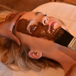 Couples treatment rooms, sauna, hot tub, steam room, body treatments