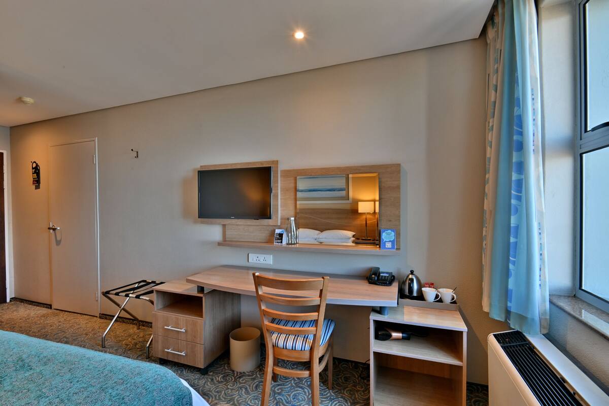 in-room safe, desk, blackout curtains, soundproofing