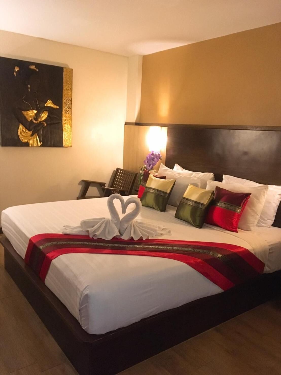 minibar, desk, free wifi, bed sheets