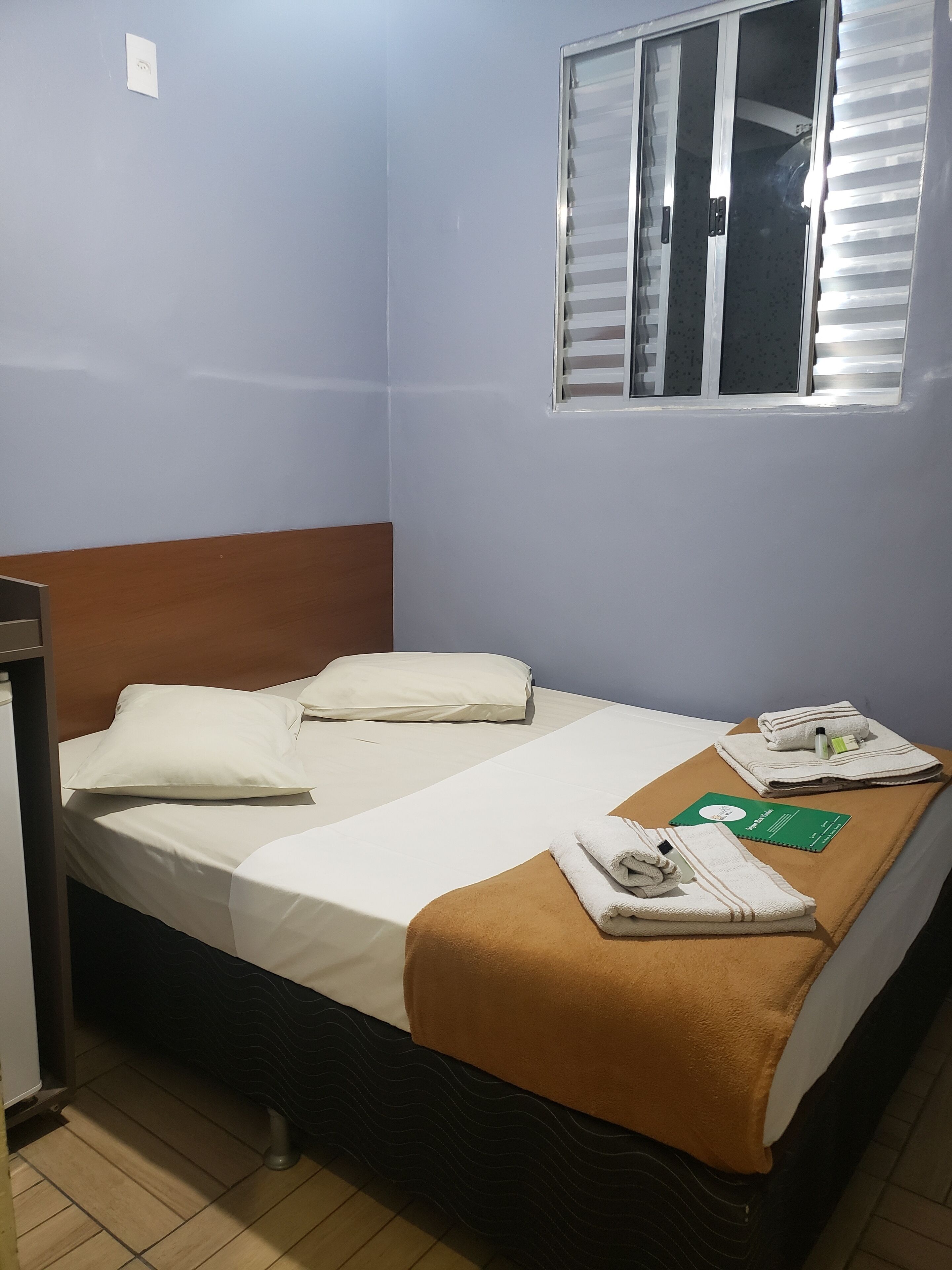 Double Room, 1 Double Bed, Non Smoking | Minibar, free WiFi, bed sheets