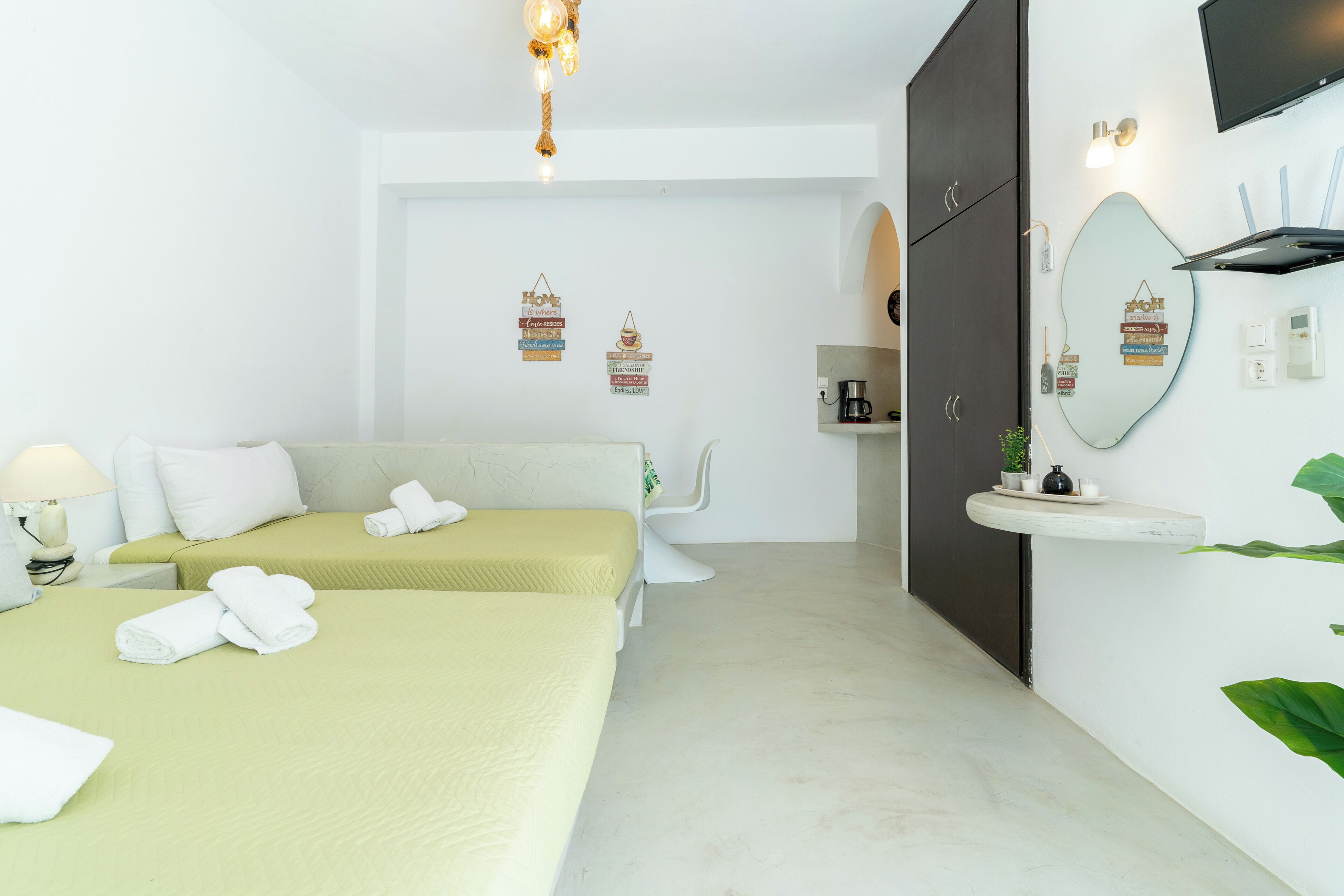 Superior Studio Suite | Premium bedding, in-room safe, blackout curtains, soundproofing