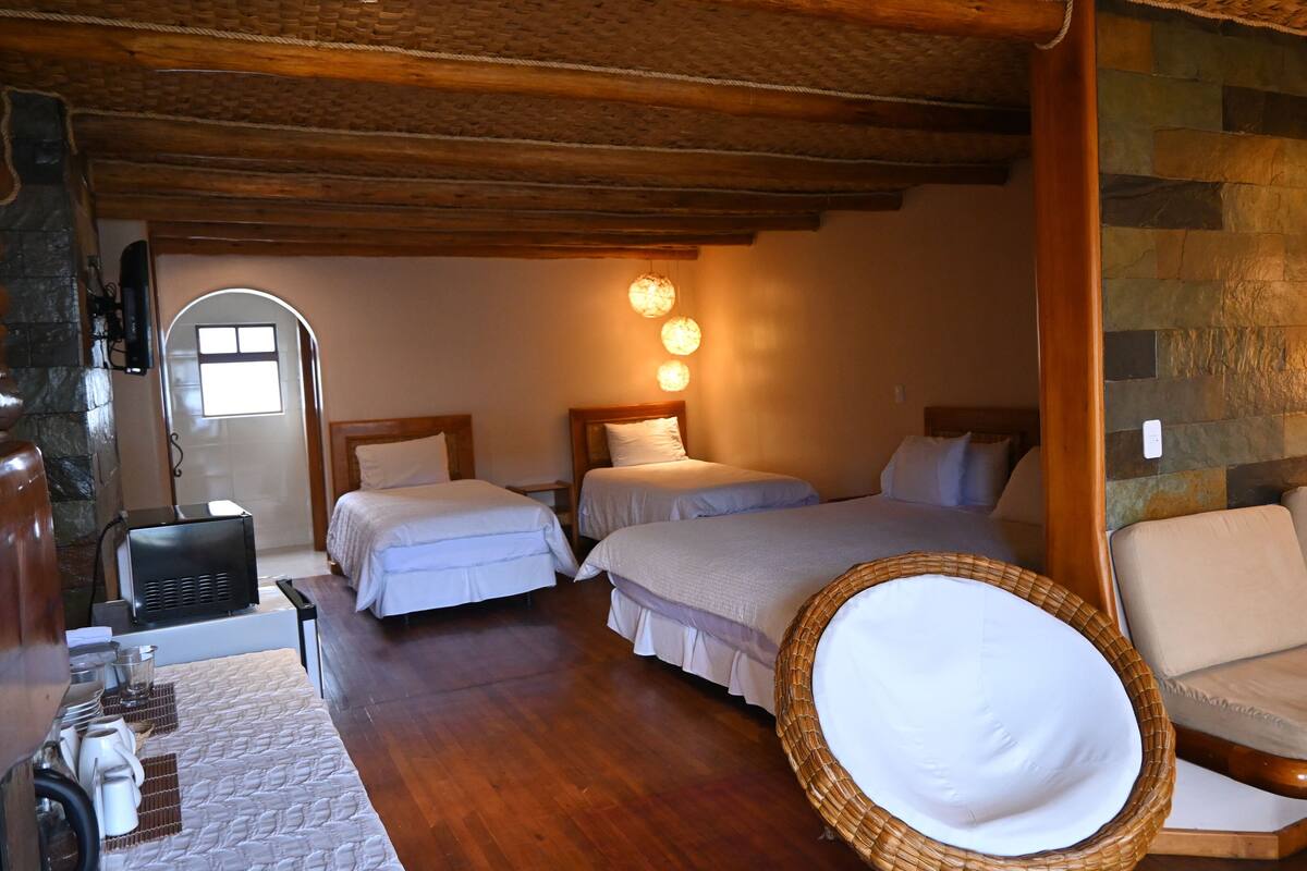 Suite with Lake View | 客房景觀