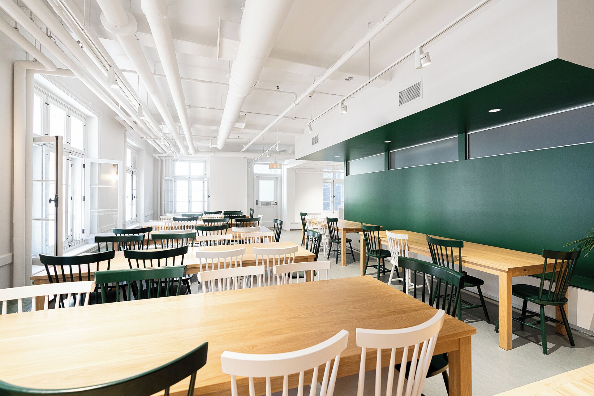 Stovetop, cookware/dishes/utensils