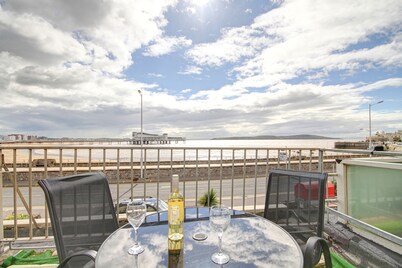 Kensington Court Holiday Apartments