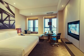 1 bedroom, premium bedding, down comforters, in-room safe - Pan Pacific Tianjin (Tianjin)