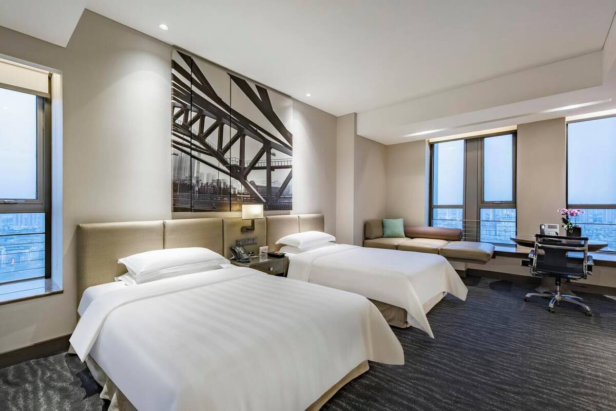 1 bedroom, premium bedding, down duvets, in-room safe