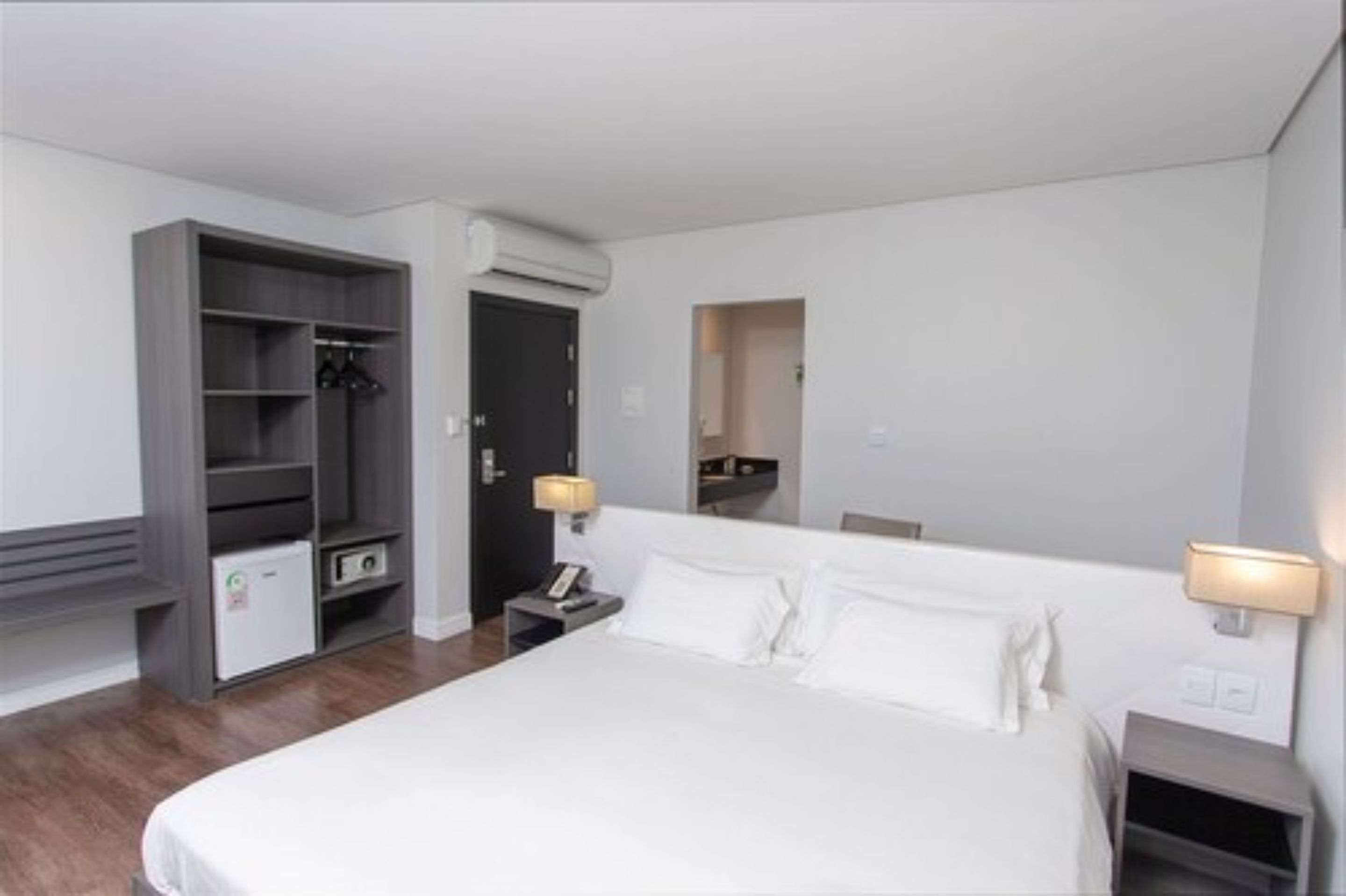 deluxe double room | premium bedding, minibar, in-room safe, desk