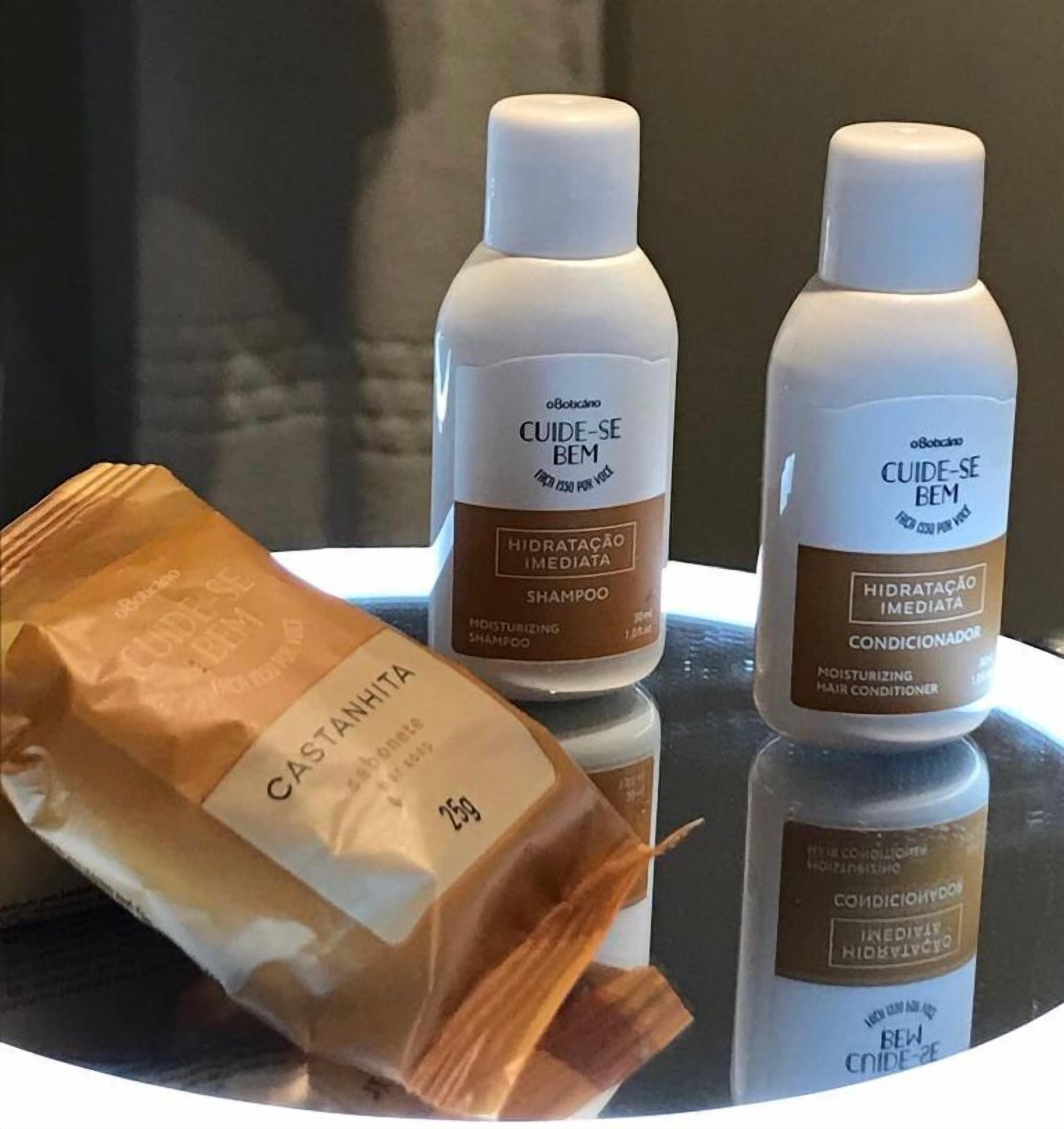 deluxe double room | bathroom | shower, free toiletries, hair dryer, towels