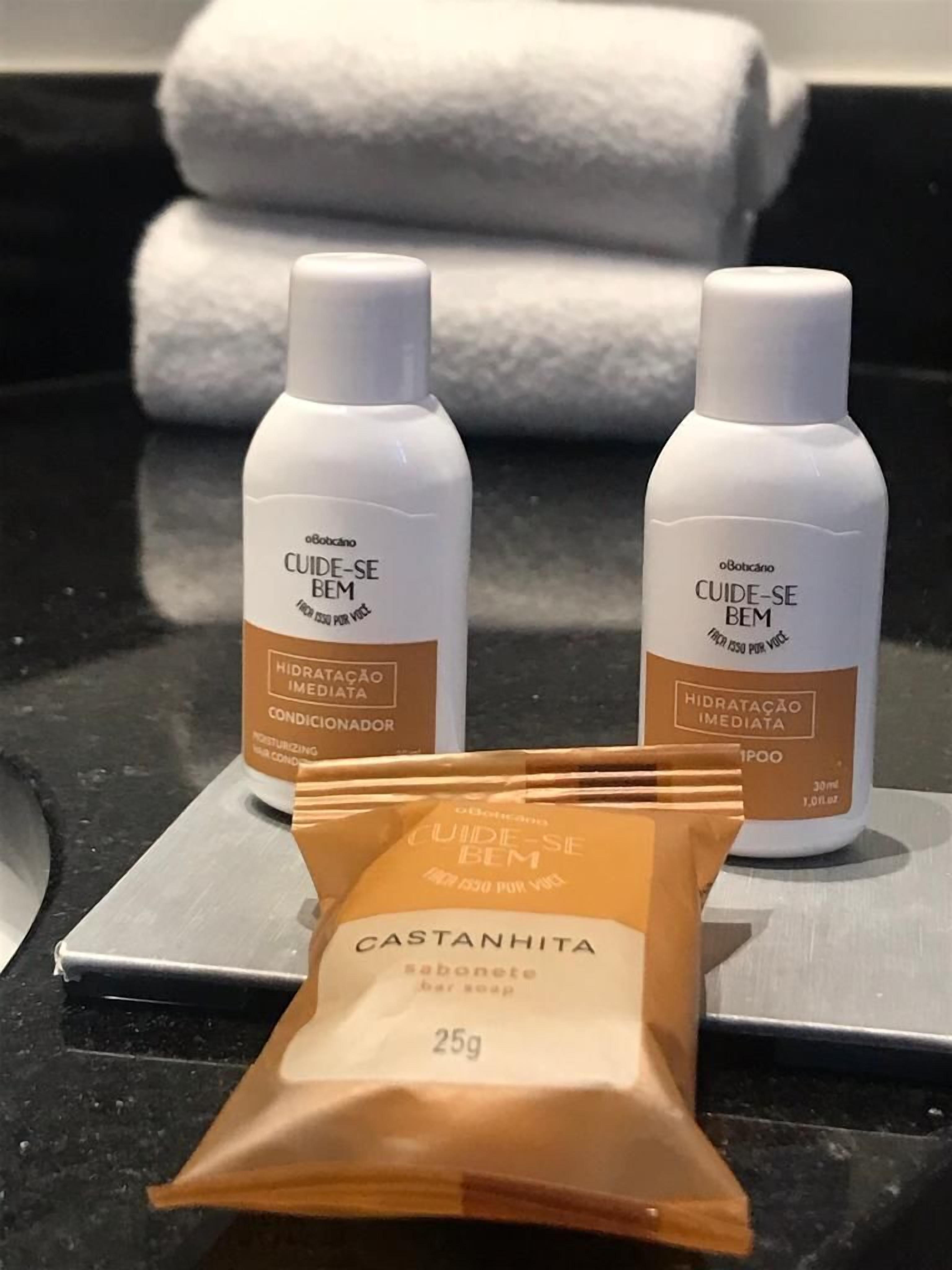 deluxe single room | premium bedding, minibar, in-room safe, desk