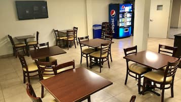 Free daily buffet breakfast