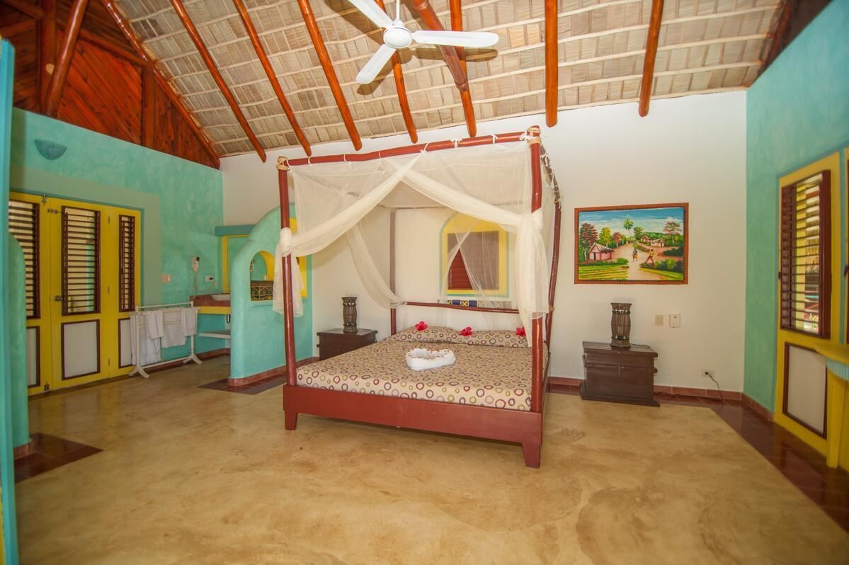 Caja de seguridad en la habitación, cunas, camas extra y wifi gratis 