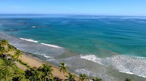 منظر من الجو على ارتفاع عالٍ