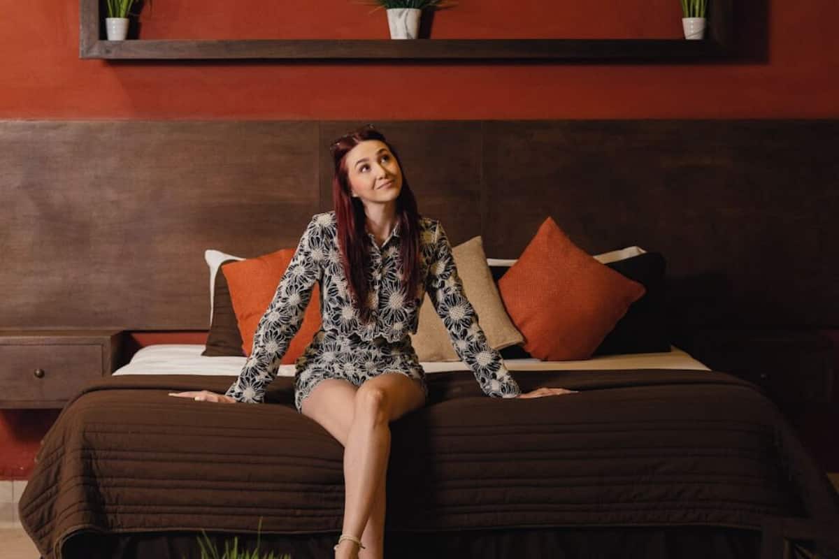 Premium Room, 1 King Bed | Individually furnished, iron/ironing board, free WiFi, bed sheets