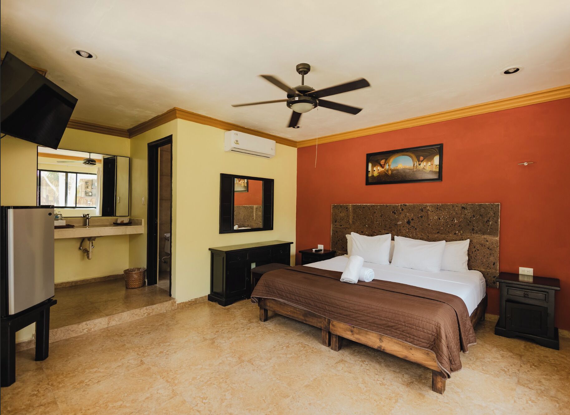 Superior Room, 1 King Bed, Pool View | Individually furnished, iron/ironing board, free WiFi, bed sheets