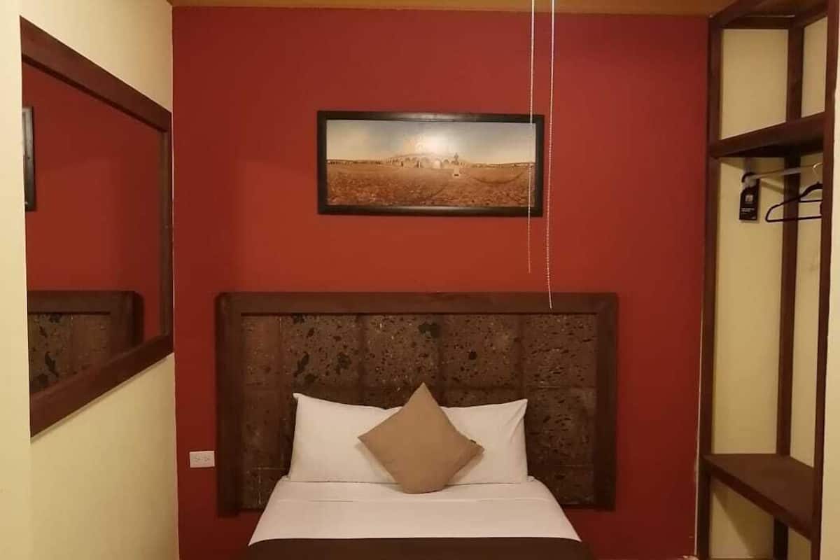 Standard Room | Individually furnished, iron/ironing board, free WiFi, bed sheets