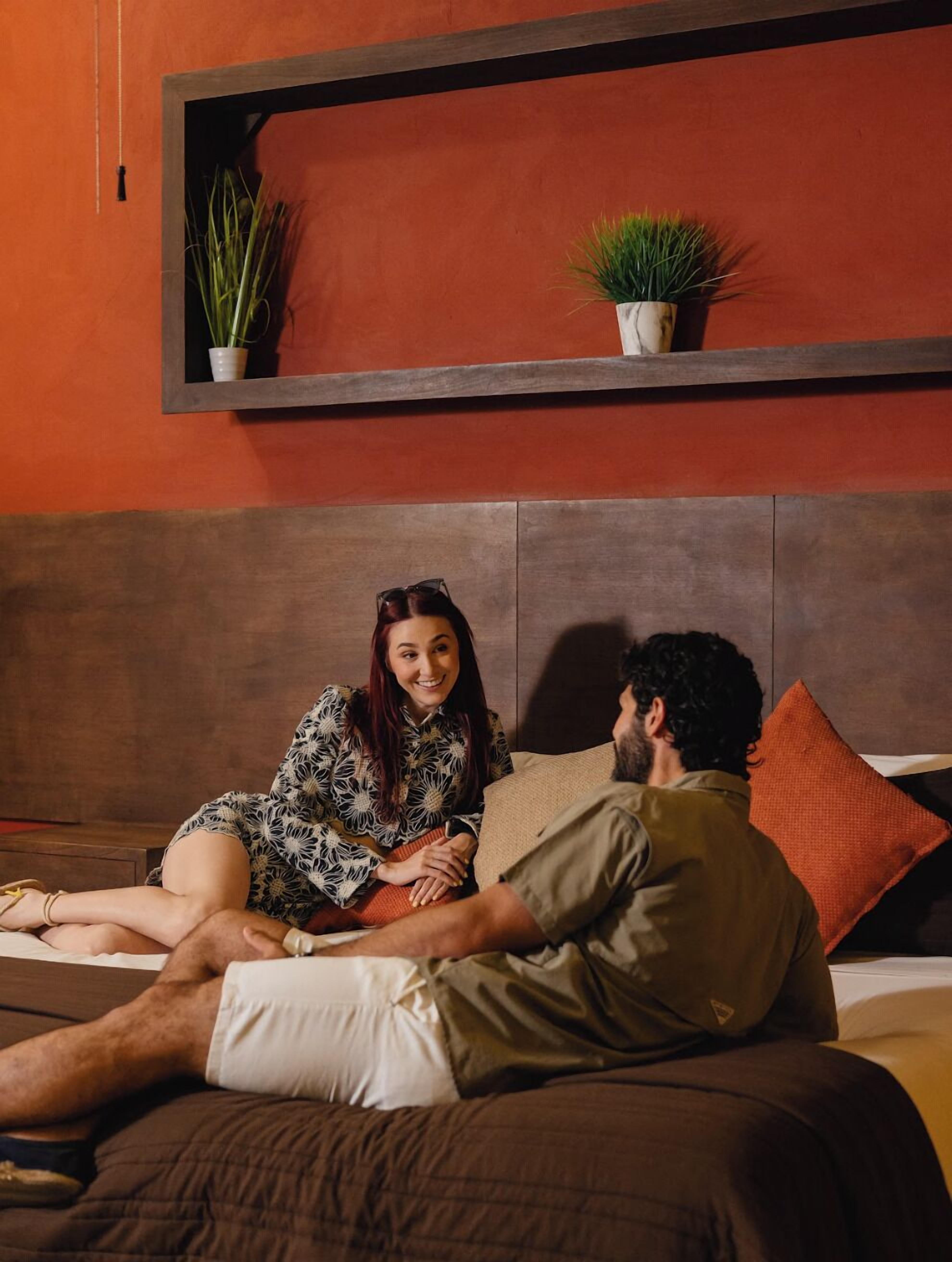 Habitación Premium, 1 cama King size | Muebles diferentes, tabla de planchar con plancha y wifi gratis 