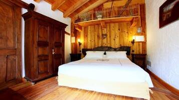 Habitación doble superior | Caja de seguridad en la habitación y decoración personalizada