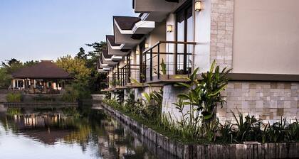 OYO 237 Sheridan Boutique Resort