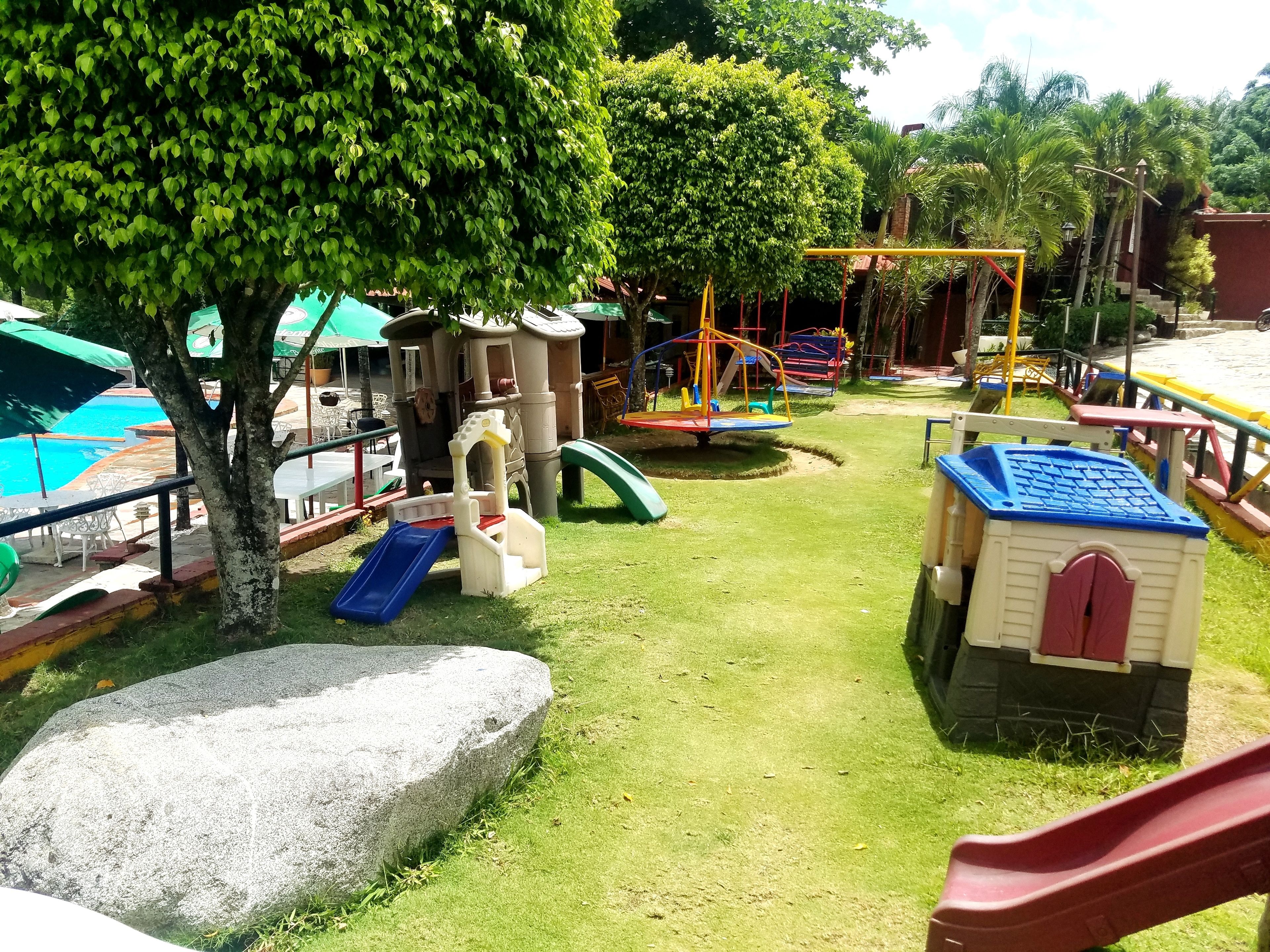 Aire de jeux - extérieure