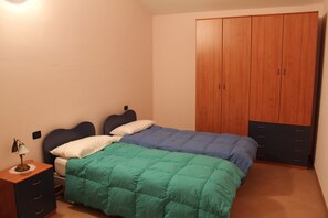 Apartment, 2 Bedrooms | Cribs/infant beds, rollaway beds, free WiFi