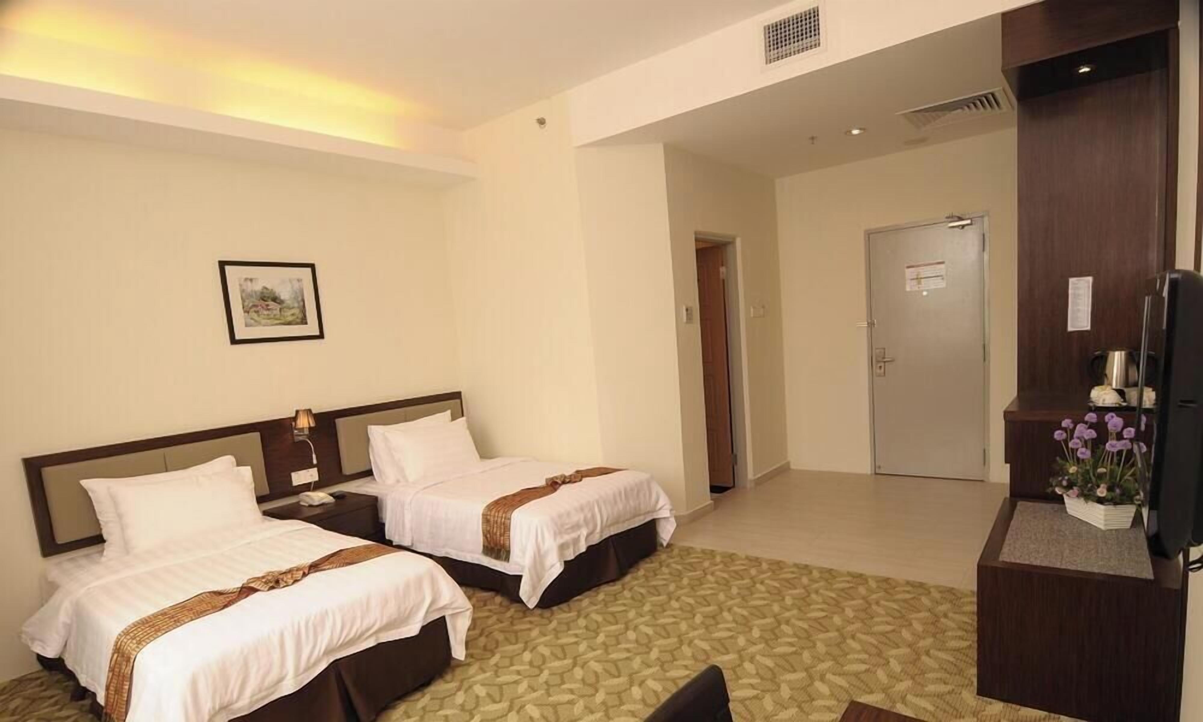 Minibar, soundproofing, rollaway beds, free WiFi
