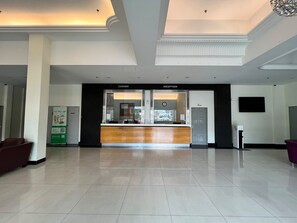 Reception - OYO Seemsoon Hotel (Ipoh)