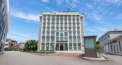 OYO Seemsoon Hotel