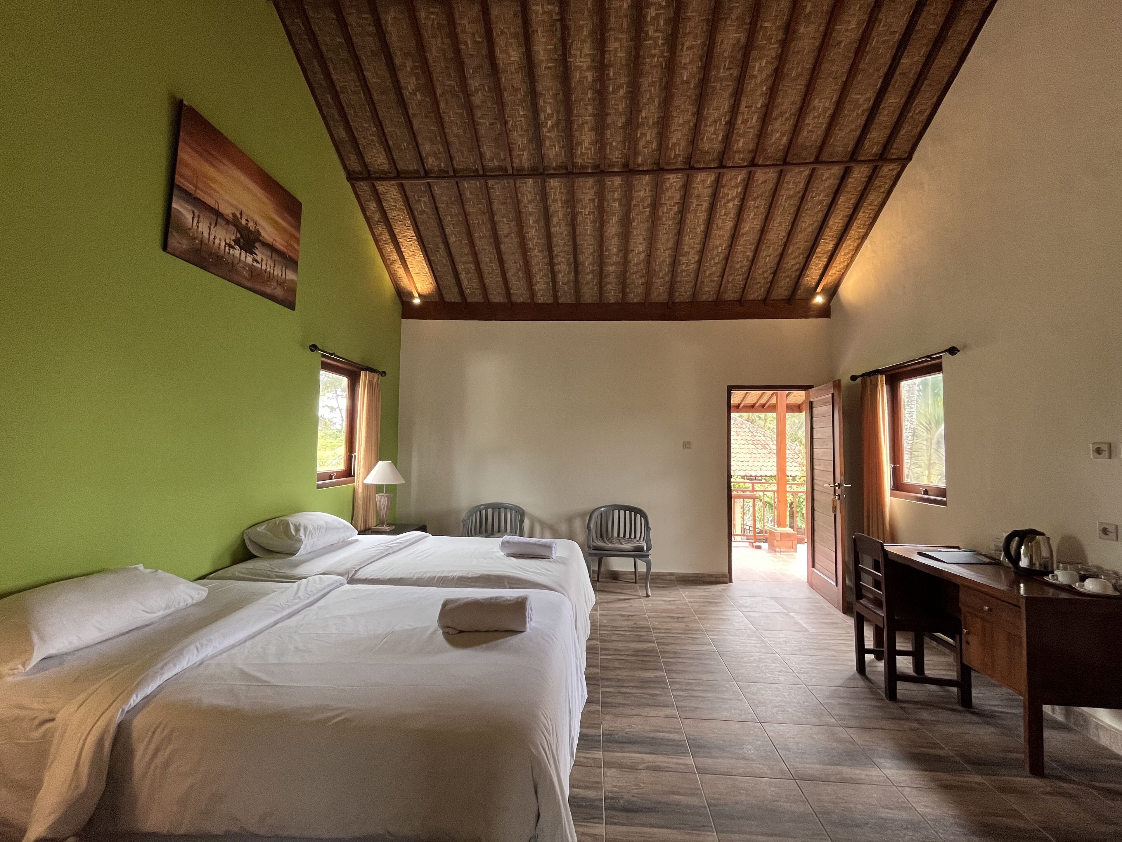 riverside room | living area