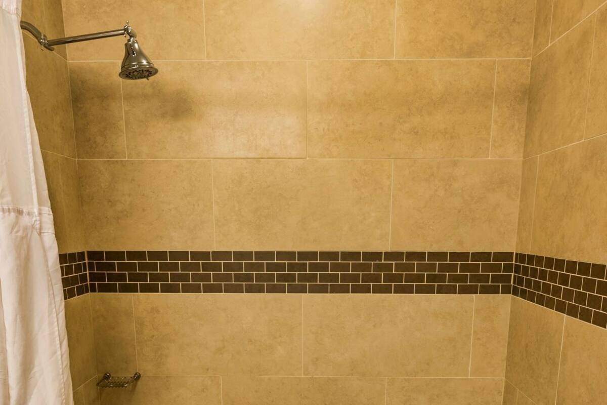 Salle de bain | Ensemble baignoire-douche, baignoire profonde