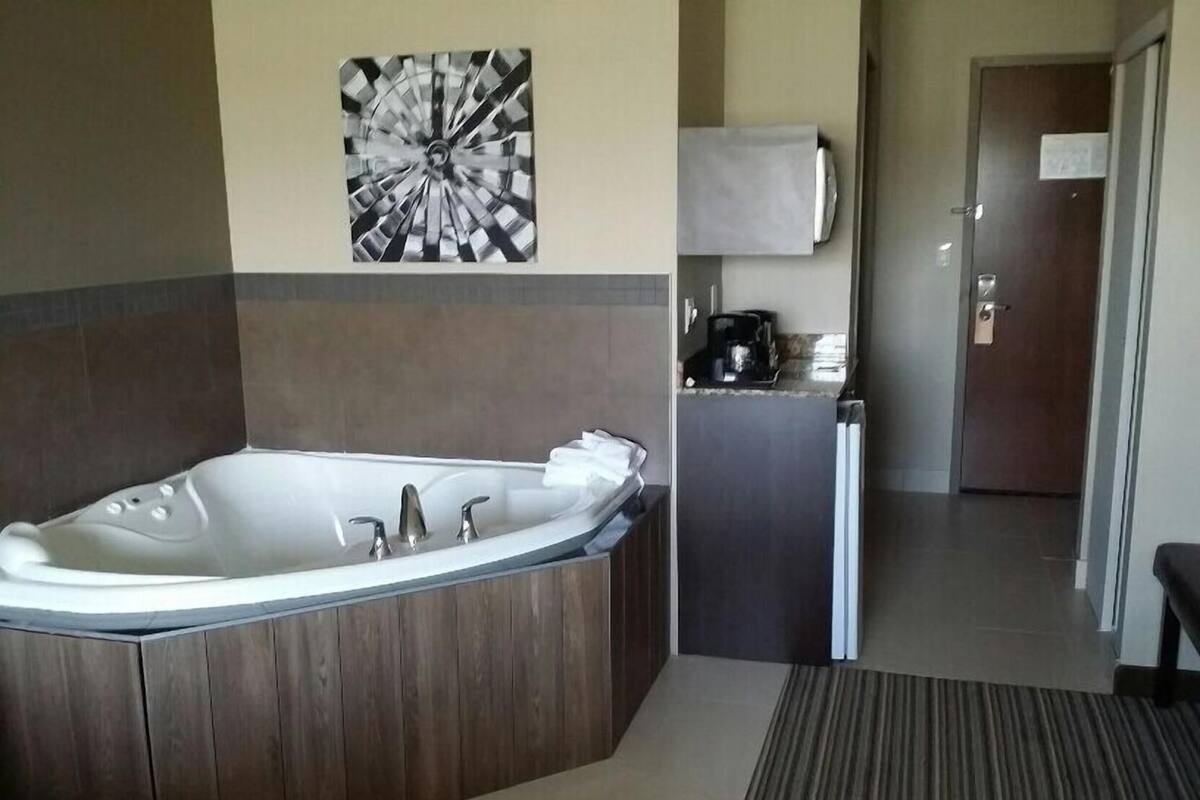 Salle de bain | Ensemble baignoire-douche, baignoire profonde