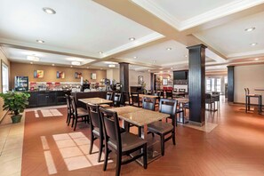 Petit déjeuner compris