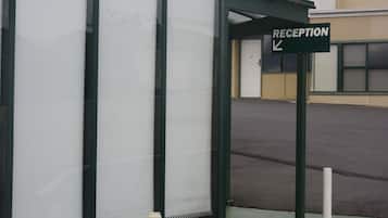 Entrada al alojamiento