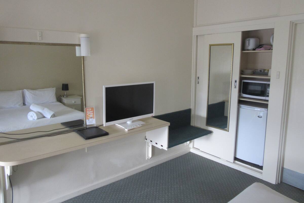 Desk, iron/ironing board, free WiFi, bed sheets