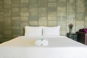 Habitación básica | Escritorio, espacio para trabajar con un portátil, wifi gratis