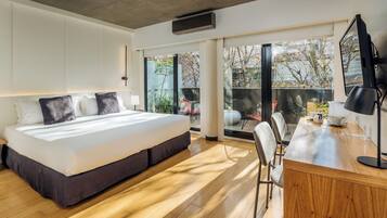 1 habitación, ropa de cama de alta calidad y minibar