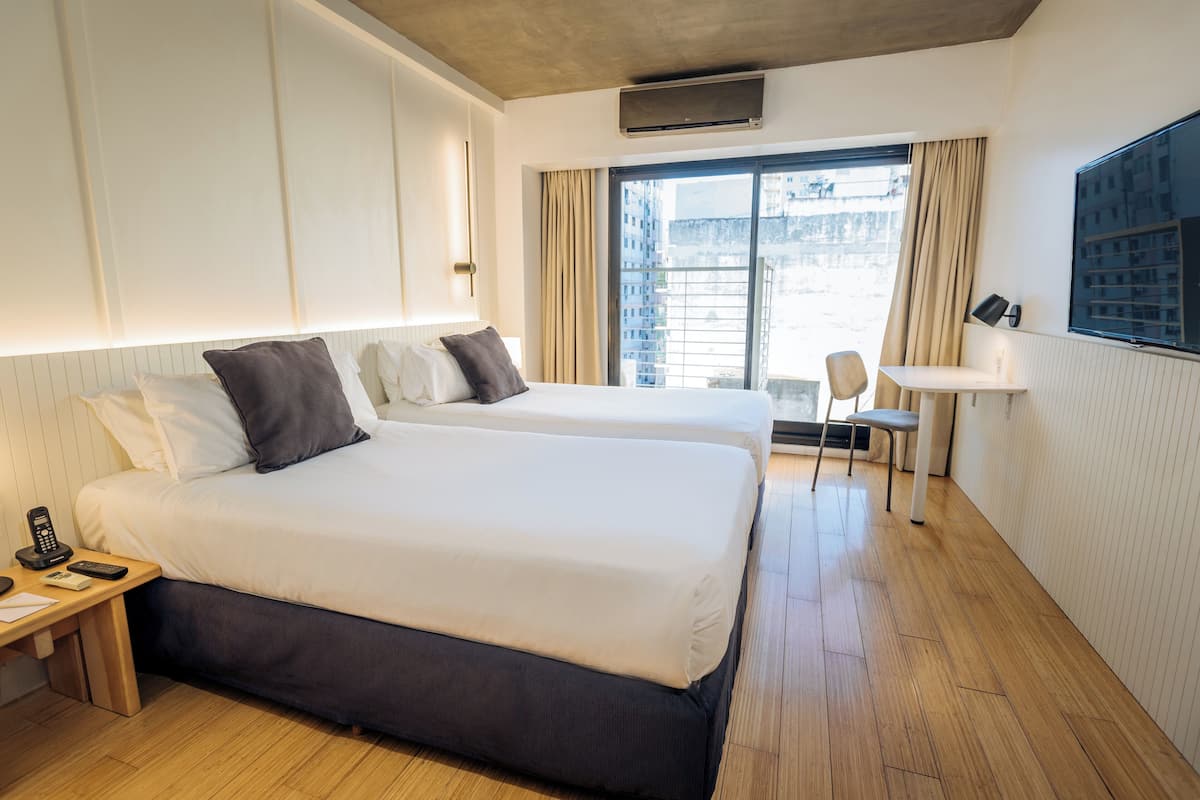 1 bedroom, premium bedding, minibar, in-room safe