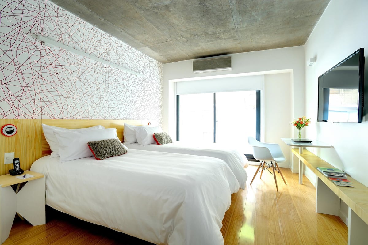 1 bedroom, premium bedding, minibar, in-room safe