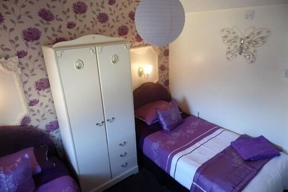 Standard Suite, Ensuite (Sleeps 5)