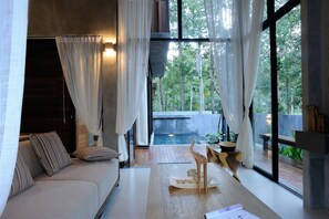 32-inch LCD TV with satellite channels, TV