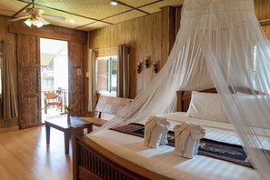 Villa Room | Free minibar, in-room safe, desk, free WiFi - Buri Gallery House & Resort (Chiang Mai)