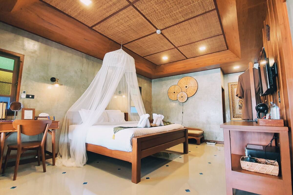 Buri Suite Room | 免費迷你吧、客房內保險箱、書桌、免費無線上網