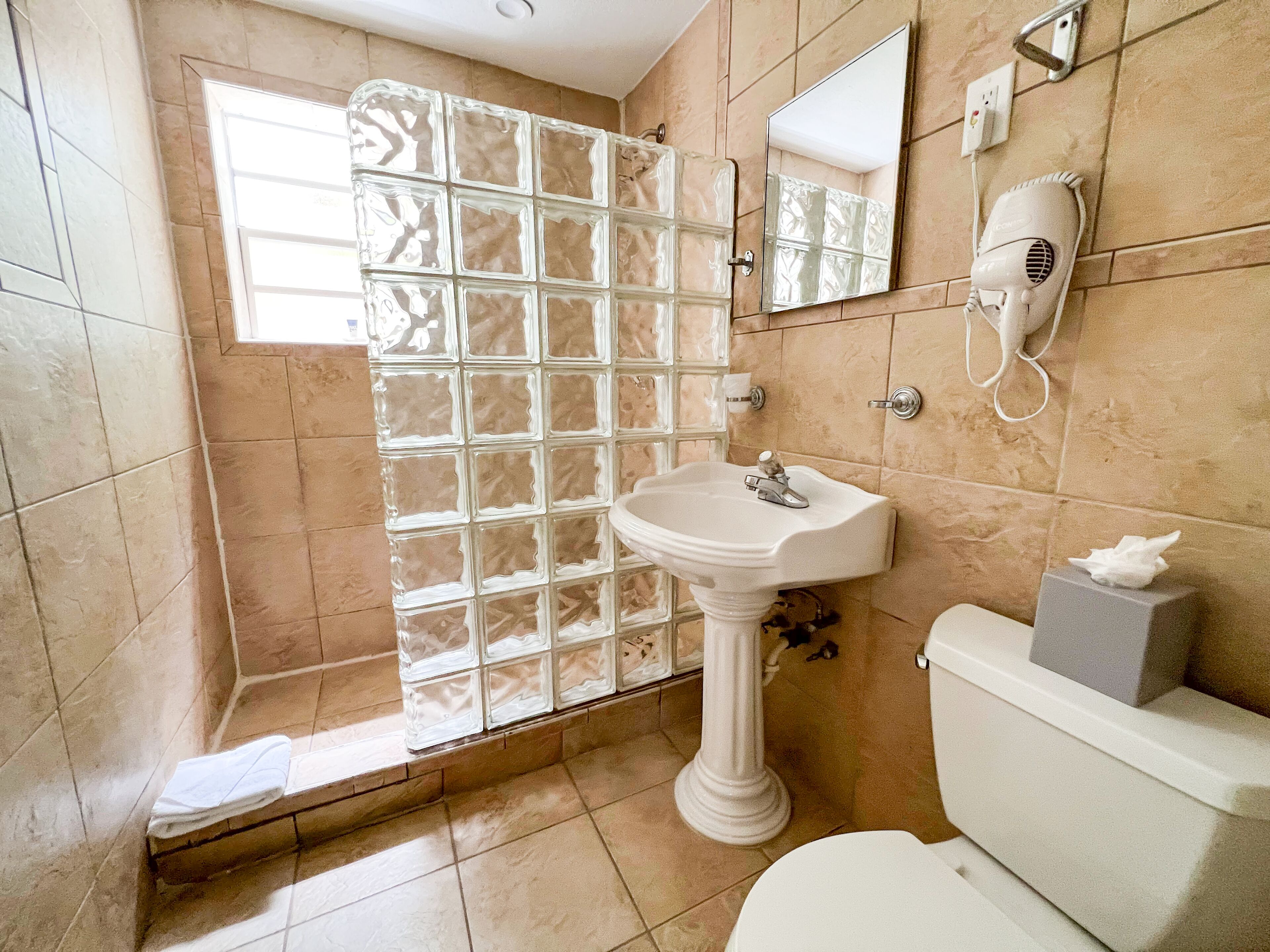 Photo - La Casa Hotel